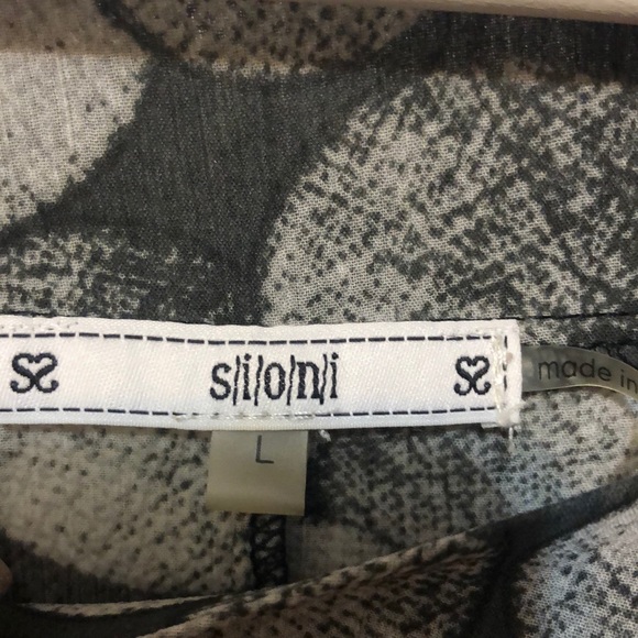 Sweater - Picture 3 of 3